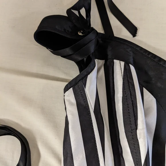 Top Drawer by Daisy Corsets-Black & White Striped Steel Bond Corset Size Medium - Picture 14 of 17